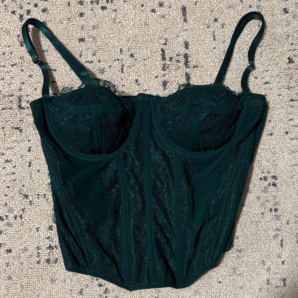SHEIN Silquee Slim Fit Lace Contrast Mesh Camisole Top